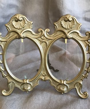 Beautiful-Brass-Double-Picture-Frame